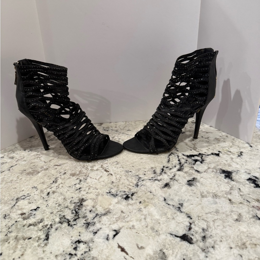 Bebe open toe stiletto webbed spiked chip heels - Picture 3 of 9